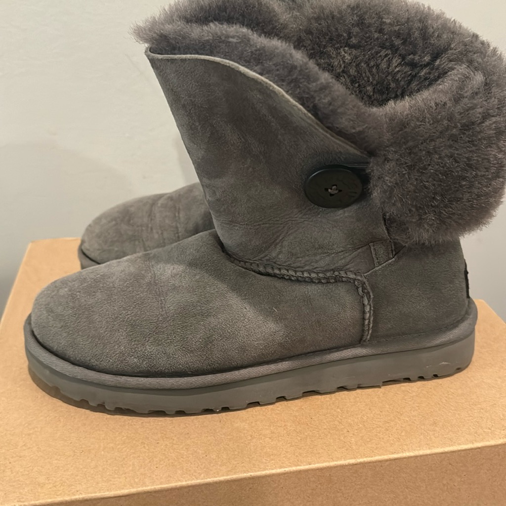 Uggs Size 8